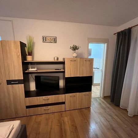 Focus Hun 2 Apartamento Miercurea Ciuc Exterior foto